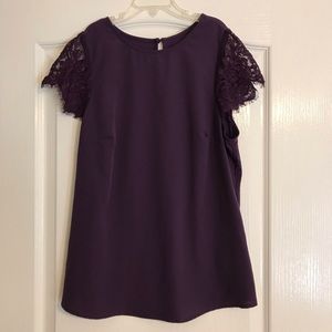 Merona Women’s Top Small, Plum. Cap Sleeves With Lace.  Key hole Button in Back
